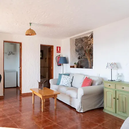 Living - Nature Adults Only Apartment Artenara